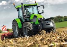 Tractoren met vierwielaandrijving DEUTZ-FAHR 5125 