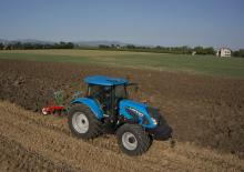 Tractoren met vierwielaandrijving Landini 6-175