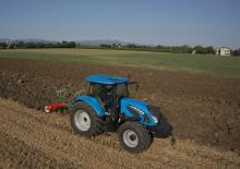 Tractoren met vierwielaandrijving Landini 6-175