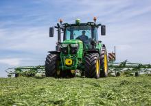 Tractoren met vierwielaandrijving John Deere 6130R