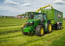 Tractoren met vierwielaandrijving John Deere 6155R