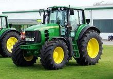 Tractoren met vierwielaandrijving John Deere 7530 E Premium