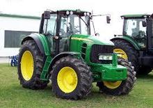 Tractoren met vierwielaandrijving John Deere 7530 E Premium