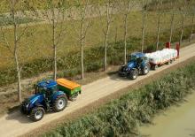Tractoren met vierwielaandrijving Landini 7-160