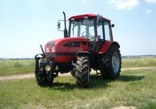 Tractoren met vierwielaandrijving Belarus 952