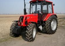 Tractoren met vierwielaandrijving Belarus 952 DT