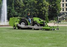Tractoren met vierwielaandrijving DEUTZ-FAHR Agrokid 210 DT