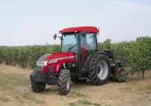 Tractoren met vierwielaandrijving McCormick F90N
