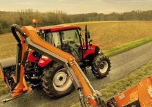Tractoren met vierwielaandrijving Case IH Farmall 85 C Basis