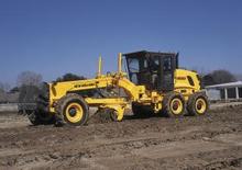 Tractoren met vierwielaandrijving New Holland G 210/8870/701