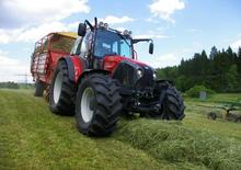 Tractoren met vierwielaandrijving Lindner Geotrac 94
