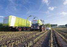 Veldhakselaars met vierwielaandrijving Claas Jaguar 900