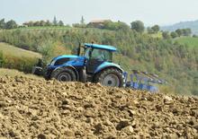 Tractoren met vierwielaandrijving Landini Landpower 135 Techno