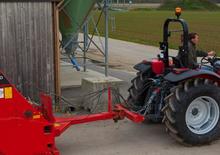 Tractoren met vierwielaandrijving Massey Ferguson MF 3640 A