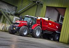 Tractoren met vierwielaandrijving Massey Ferguson MF 7618 Dyna 6