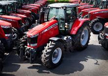 Tractoren met vierwielaandrijving Massey Ferguson MF 7622 Dyna 6