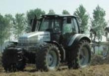 Tractoren met vierwielaandrijving Lamborghini R 7.200