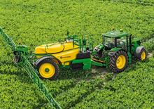 Getrokken veldspuiten John Deere M952