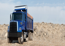 Bakwagen Freightliner 108SD 156 Crew Cab Cummins B6.7