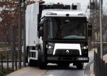 Bakwagen Renault D 19 ACCESS NT P4x2 BOM 320E6