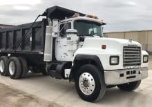 Bakwagen Mack RD690S CA49 EM7-300 E-TECH 6x4