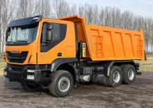 Bakwagen Iveco Trakker AT380T41W