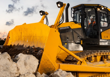 Bulldozers Dressta TD-15M LGP