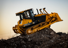 Bulldozers Dressta TD-15M STD