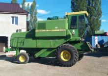 Combine maaidorsers John Deere 975