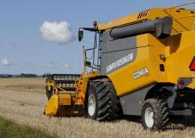 Combine maaidorsers Sampo Rosenlew Comia C8