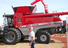 Combine maaidorsers Massey Ferguson Delta 9560