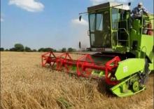 Combine maaidorsers Claas Dominator 100