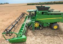 Combine maaidorsers maaibalk John Deere 730PF 