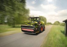 Combine maaidorsers maïskop Claas Orbis 9000
