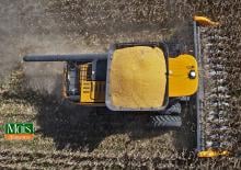 Combine maaidorsers maïskop Valtra PM514