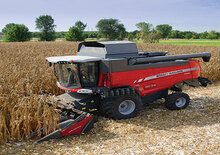 Combine maaidorsers maïsvanger Massey Ferguson CF 670R