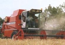 Combine maaidorsers Massey Ferguson MF 22 S
