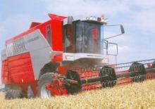 Combine maaidorsers Massey Ferguson MF 7250