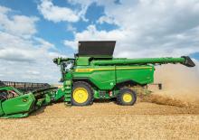 Combine maaidorsers John Deere S7 900  