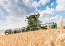 Combine maaidorsers John Deere S780 HM 