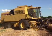 Combine maaidorsers New Holland TX 64 Plus