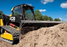 Schrankladers JCB 205T