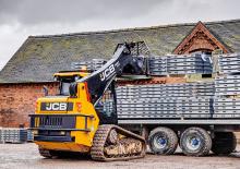 Schrankladers JCB 225T