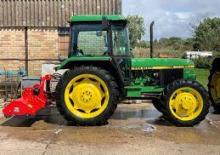 Compacttrekkers John Deere 2140