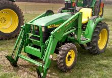 Compacttrekkers John Deere 4200 HST