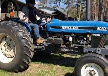 Compacttrekkers Ford-NH 5030
