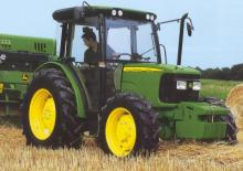 Compacttrekkers John Deere 5515 V
