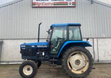 Compacttrekkers Ford-NH 6640