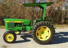 Compacttrekkers John Deere 820