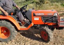Compacttrekkers Kubota B 2100 DS